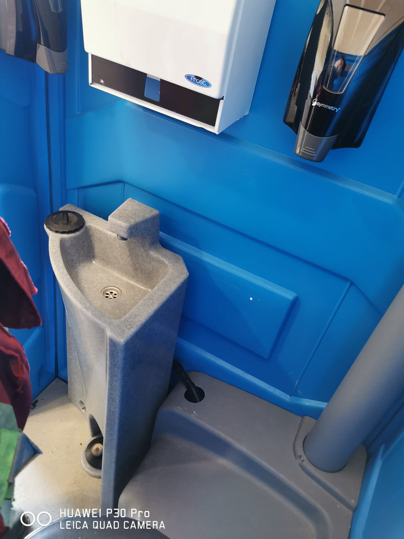 Load image into Gallery viewer, Corner Sink